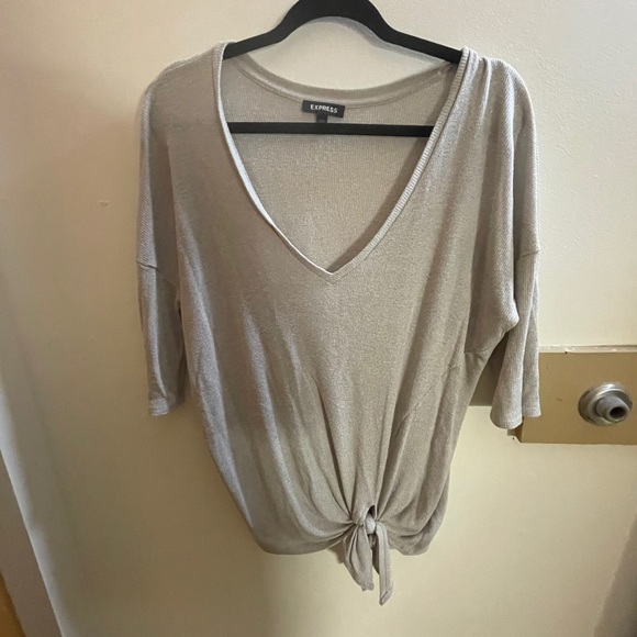 Express Top - Picture 2 of 4